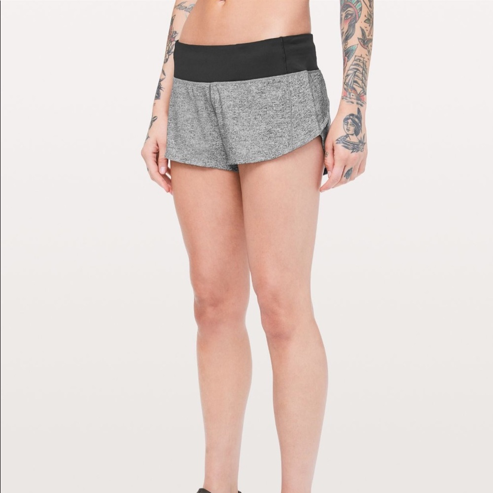 Lululemon Speed Up Low-Rise Lined Shorts 2.5”